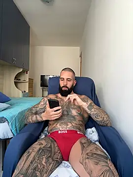 Snapshot of Gioeltoro89 chatting on June 3, 2026, 3:06 pm Gioeltoro89 online show from June 3, 2026, 3:06 pm