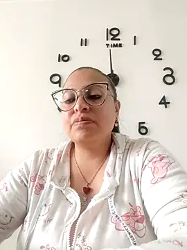 Snapshot of Dominique_Montenegro chatting on February 20, 2025, 7:08 pm Dominique Montenegro online show from February 20, 2025, 7:08 pm