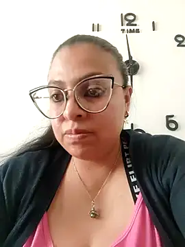 Snapshot of Dominique_Montenegro chatting on February 17, 2025, 7:01 pm Dominique Montenegro online show from February 17, 2025, 7:01 pm