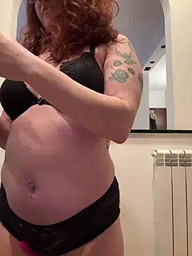 Snapshot of Nala_95 chatting on February 15, 2025, 11:28 am Nala 95 online show from February 15, 2025, 11:28 am