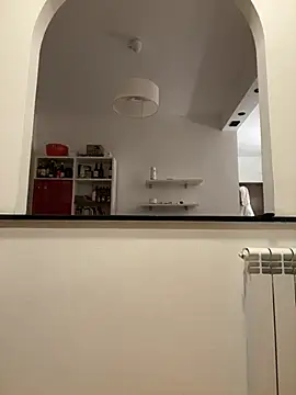 Snapshot of Nala_95 chatting on December 18, 2024, 8:25 pm Nala 95 online show from December 18, 2024, 8:25 pm