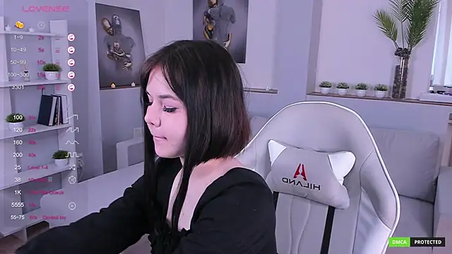 ClaireFaers  online show from February 2, 2025, 9:40 am