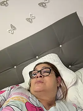 AntonellaAlondra4 online show from March 16, 2026, 5:26 am