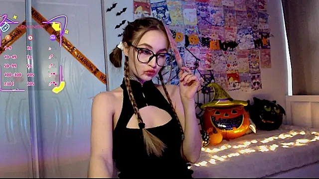 Snapshot of Milky_way_UwU chatting on October 30, 2025, 8:34 am Milky way UwU online show from October 30, 2025, 8:34 am