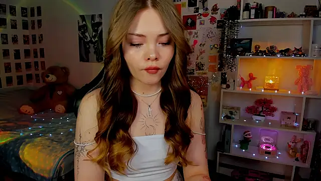 AkiraKatsu online show from February 14, 2026, 10:04 am