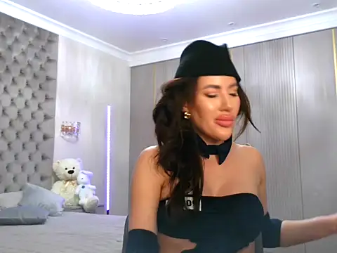 Snapshot of TianaPosh chatting on February 26, 2025, 11:09 pm TianaPosh online show from February 26, 2025, 11:09 pm