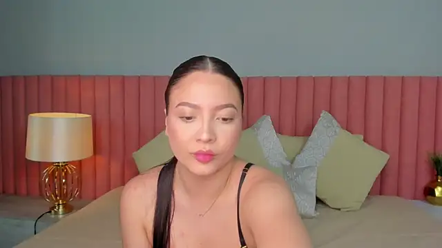 Snapshot of NathRossi chatting on March 17, 2025, 9:46 pm NathRossi online show from March 17, 2025, 9:46 pm