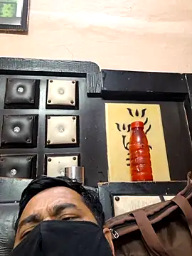 bobbyronak online show from October 25, 2025, 6:41 pm