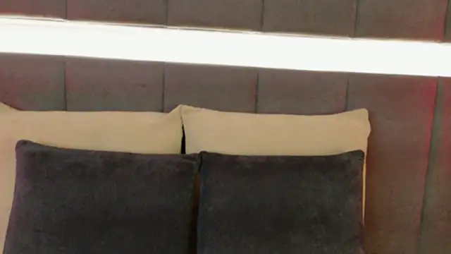 nicolle pierce online show from October 10, 2025, 3:13 pm