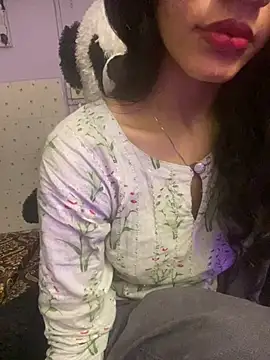 Divyaa69 online show from January 15, 2026, 3:37 pm