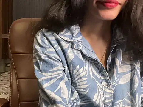 Divyaa69 online show from June 11, 2026, 6:16 pm