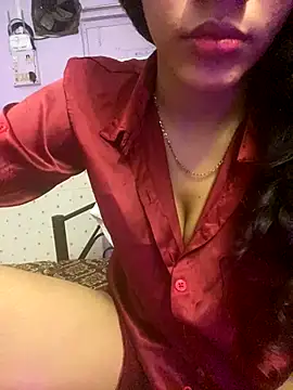 Snapshot of Divyaa69 chatting on November 30, 2025, 5:30 am Divyaa69 online show from November 30, 2025, 5:30 am