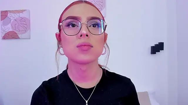 samantha  fairy online show from March 5, 2025, 1:17 pm