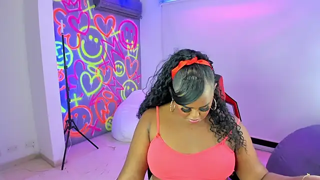 GEANNAROSE online show from February 21, 2025, 5:24 am