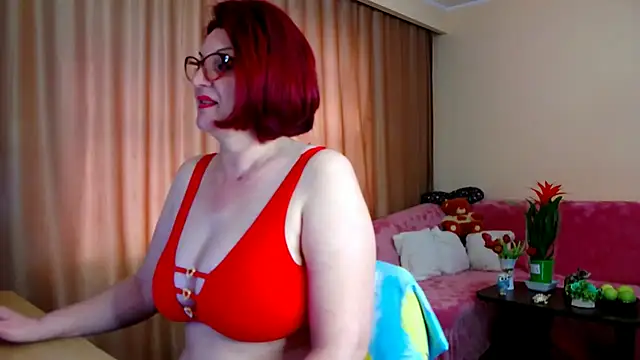 EdithCharm online show from March 21, 2026, 1:37 pm