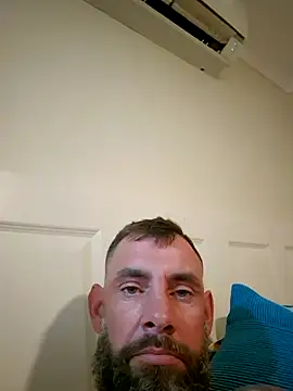 hornycouple6110 online show from December 21, 2024, 11:55 am