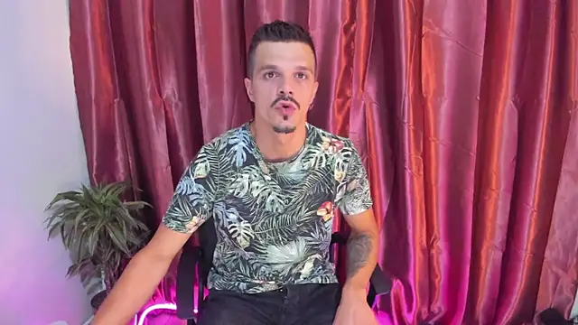 DonyBrown online show from October 2, 2025, 4:05 am