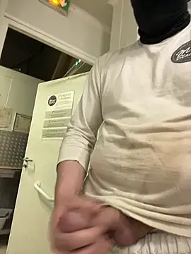 Lilian 701 online show from April 6, 2026, 12:17 am