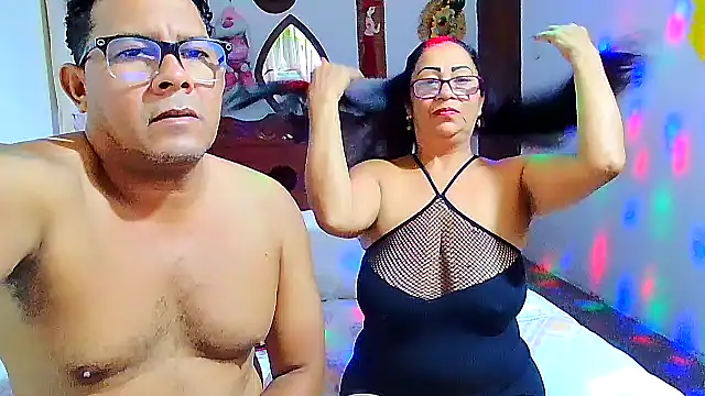 Snapshot of rosi_pamela chatting on September 26, 2025, 11:55 pm rosi pamela online show from September 26, 2025, 11:55 pm