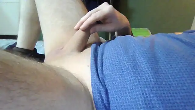 brtbrlss online show from December 3, 2025, 6:40 pm