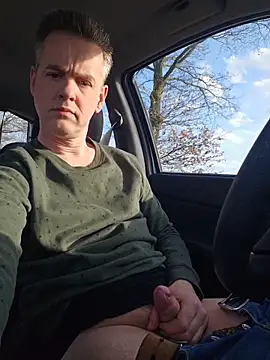 Hectorthyssen1 online show from March 12, 2026, 3:38 pm