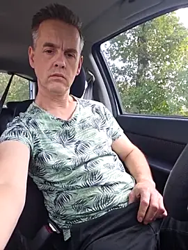 Snapshot of Hectorthyssen1 chatting on September 26, 2025, 2:24 pm Hectorthyssen1 online show from September 26, 2025, 2:24 pm