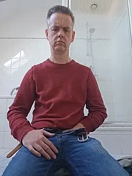 Hectorthyssen1 online show from March 5, 2026, 1:08 pm