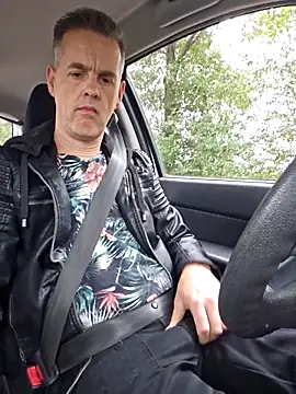 Snapshot of Hectorthyssen1 chatting on September 17, 2025, 3:03 pm Hectorthyssen1 online show from September 17, 2025, 3:03 pm