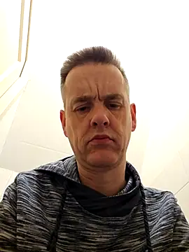 Snapshot of Hectorthyssen1 chatting on March 17, 2025, 6:11 pm Hectorthyssen1 online show from March 17, 2025, 6:11 pm