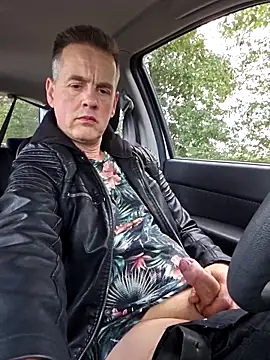 Snapshot of Hectorthyssen1 chatting on September 16, 2025, 2:51 pm Hectorthyssen1 online show from September 16, 2025, 2:51 pm