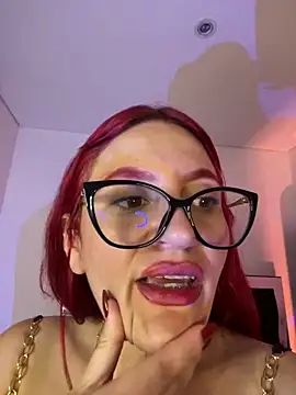 Mia Hoffmann online show from March 18, 2025, 12:08 am