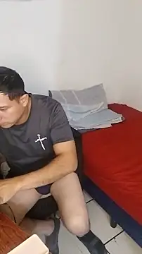 Snapshot of miketripi420 chatting on February 18, 2026, 6:00 am miketripi420 online show from February 18, 2026, 6:00 am