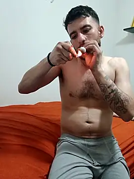 Snapshot of jhonyhot9292 chatting on November 1, 2025, 6:41 am jhonyhot9292 online show from November 1, 2025, 6:41 am