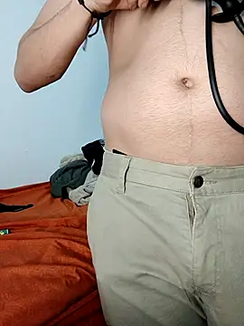 jhonyhot9292 online show from March 27, 2026, 2:29 pm