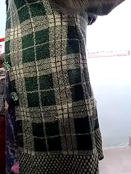 Snapshot of Sexy-Mona2 chatting on January 25, 2025, 3:40 am Sexy-Mona2 online show from January 25, 2025, 3:40 am