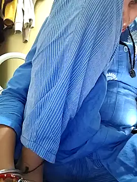 Snapshot of Sexy-Mona2 chatting on December 7, 2024, 10:50 am Sexy-Mona2 online show from December 7, 2024, 10:50 am