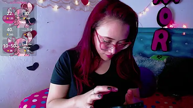 zarquita99 online show from March 12, 2025, 9:02 am