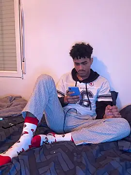 Ryan-hot online show from February 24, 2025, 1:57 am