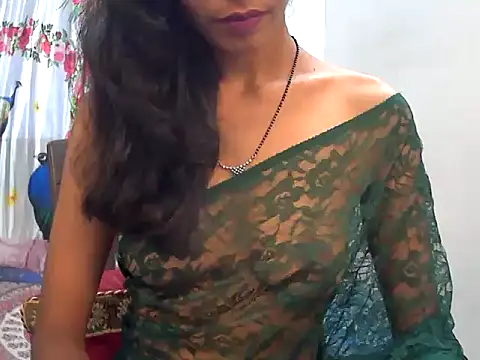sexy janu25 online show from June 26, 2026, 5:24 am