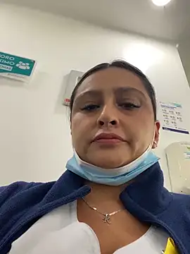 Keittly  online show from September 10, 2025, 6:29 pm