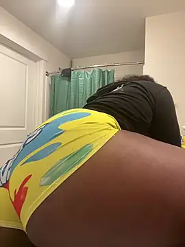 Snapshot of Alexkapriii3 chatting on January 10, 2026, 4:30 am Alexkapriii3 online show from January 10, 2026, 4:30 am