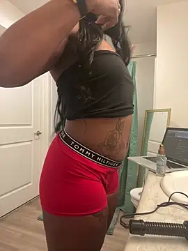 Snapshot of Alexkapriii3 chatting on January 12, 2026, 1:01 am Alexkapriii3 online show from January 12, 2026, 1:01 am