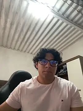 Snapshot of ikkipro chatting on February 2, 2026, 10:53 pm ikkipro online show from February 2, 2026, 10:53 pm