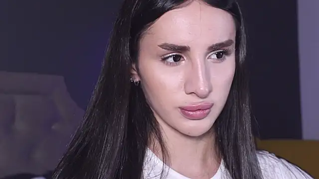 Kim Oberlin  online show from September 21, 2025, 4:01 pm