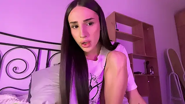 Kim Oberlin  online show from April 9, 2026, 4:02 pm