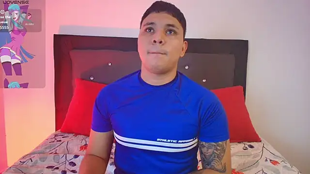 couple lovelyds online show from March 15, 2026, 9:11 pm