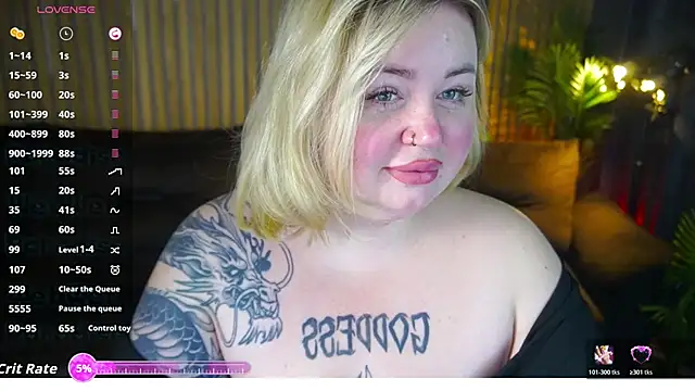 Snapshot of ZaraReignn chatting on March 3, 2026, 6:53 am ZaraReignn online show from March 3, 2026, 6:53 am