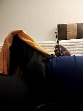 glacier77glacier77 online show from January 13, 2025, 5:44 am