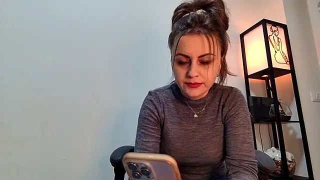 Eelleen online show from March 26, 2026, 1:09 pm