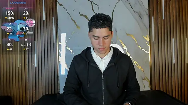 Snapshot of LiamNovak chatting on November 20, 2025, 12:06 pm LiamNovak online show from November 20, 2025, 12:06 pm